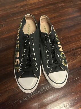 Converse Men's Black Camo-Logo Low Top Sneakers